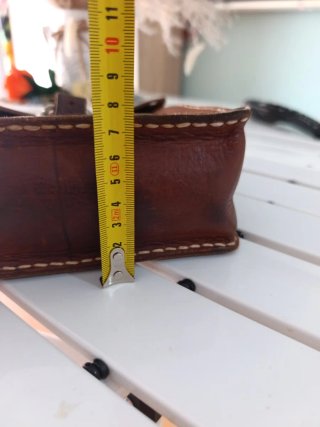 Bolso de cuero marrón
