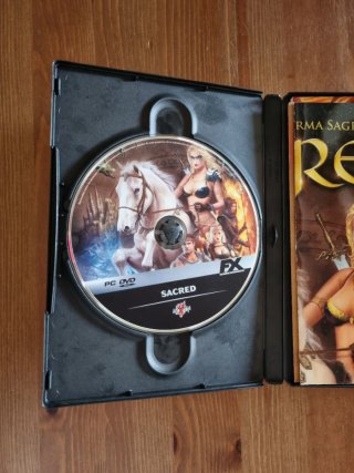 Sacred La Leyenda del Arma Sagrada PC DVD