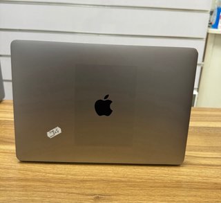 MacBook Pro 13 2020 512GB 16GB Plata