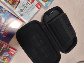Nintendo Switch Lite + 5 Juegos