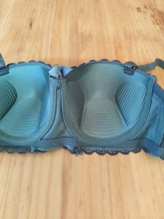 Conjunto lenceria sexy liguero tanga y sujetador