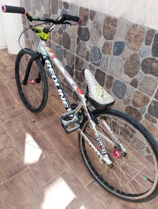 Bicicleta BMX RACE Red line