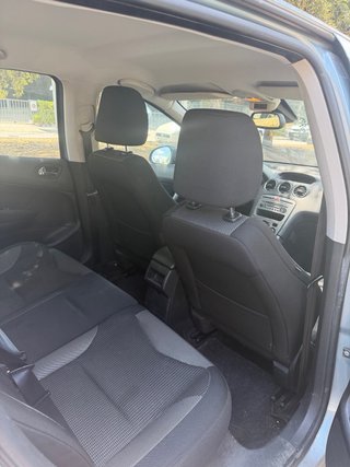 Peugeot 308 2012