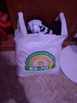 Lote 15 prendas ropa hombre+ Abrigo guess GRATIS