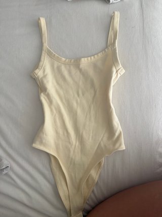 Body Zara amarillo tirantes