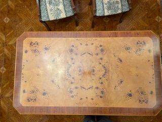 Mesa de comedor extensible de madera