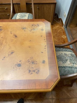 Mesa de comedor extensible de madera