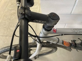 Bicicleta Híbrida Plata