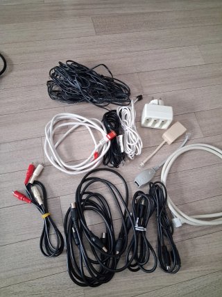 Lote de Cables y Adaptadores