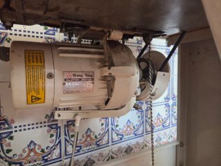 Remalladora industr. Yamato AZ6505H con Fruncidor.