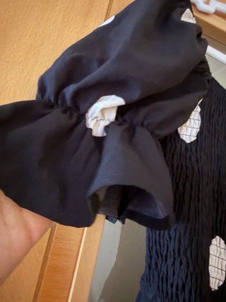 Vestido midi lunares blanco y negro