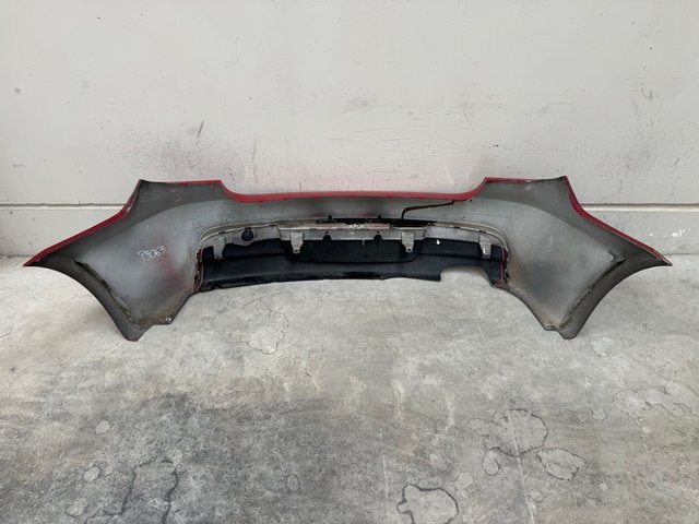 Paragolpes trasero BMW 120 M
