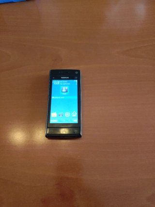 Nokia X6-00 Pacco Completo con Accessori