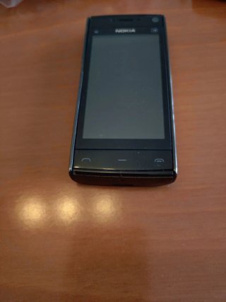 Nokia X6-00 Pacco Completo con Accessori