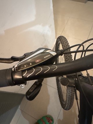Bicicleta de montaña Rockrider morada