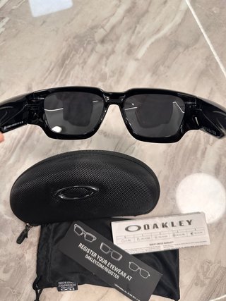 Gafas de sol Oakley negras