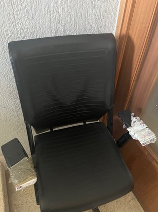 Silla de oficina negra