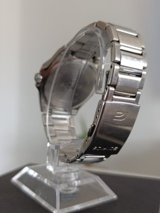 Casio Edifice Plateado Con Dial Verde | Zafiro 100