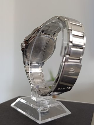 Casio Edifice Plateado Con Dial Verde | Zafiro 100