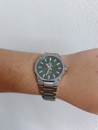 Casio Edifice Plateado Con Dial Verde | Zafiro 100