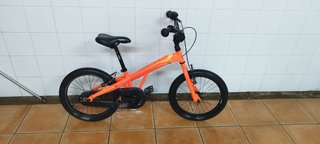 Bicicleta infantil naranja