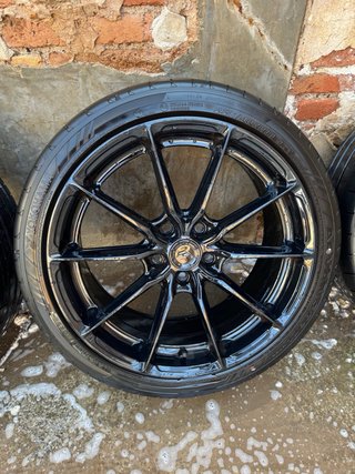 Llantas Japan Racing JR37 18”