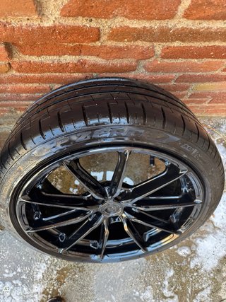 Llantas Japan Racing JR37 18”