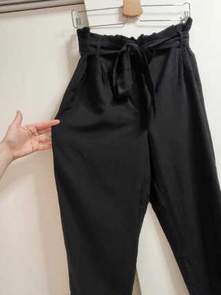 Pantalón H&M negro Talla L