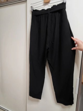 Pantalón H&M negro Talla L