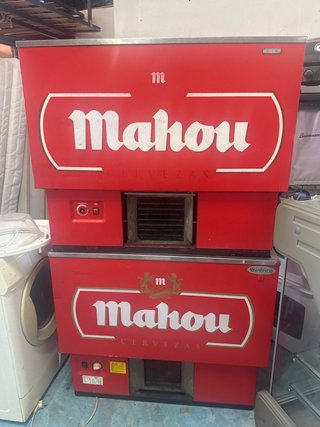 Botelleros Mahou Cervezas