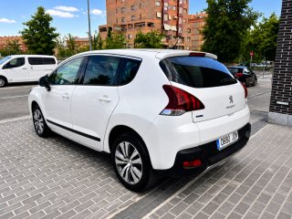 Peugeot 3008 2016