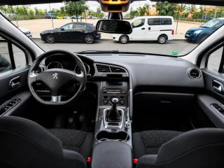 Peugeot 3008 2016
