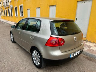 Volkswagen Golf 2005
