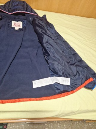 Chaqueta acolchada con capucha talla 16A 176 cm