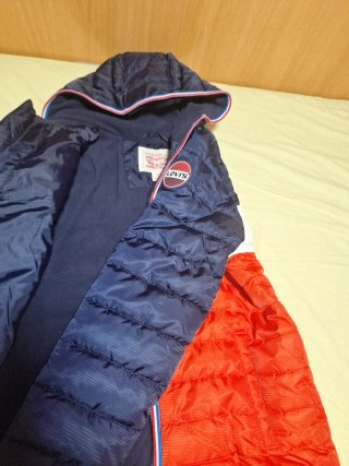 Chaqueta acolchada con capucha talla 16A 176 cm
