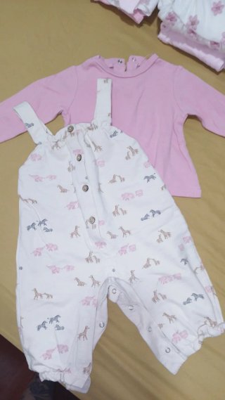 Lote Ropa Bebé Niña Talla 3-6 y 6-9 Meses