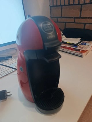 Cafetera Dolce Gusto Krups Roja