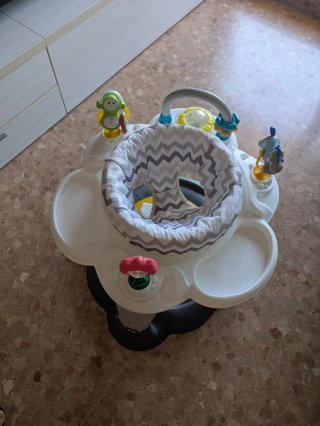 Tacatá saltador para bebé