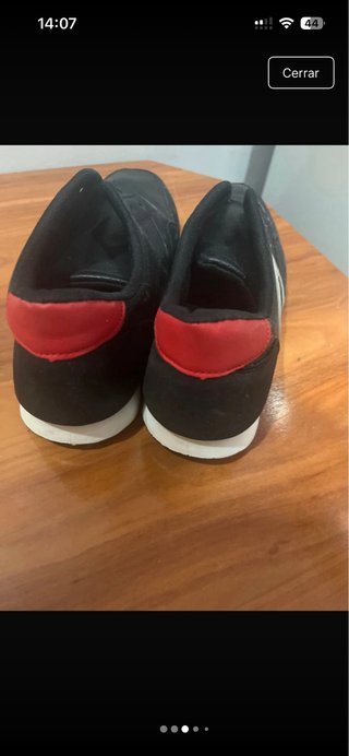Zapatillas Tommy Hilfiger Negras y Rojas