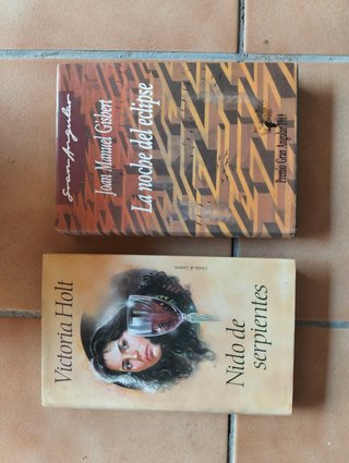 Libros de lectura variados