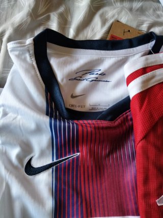 Camisetas de fútbol varias
