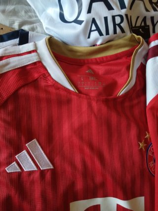Camisetas de fútbol varias