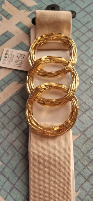 Cintura donna beige con anelli dorati