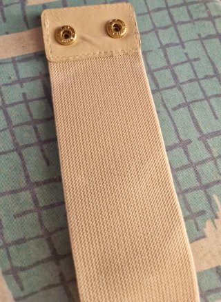 Cintura donna beige con anelli dorati