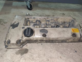 MERC SLK230 97-00 Tapa de balancines OEM