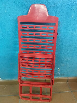 Silla plegable roja para piscina/playa