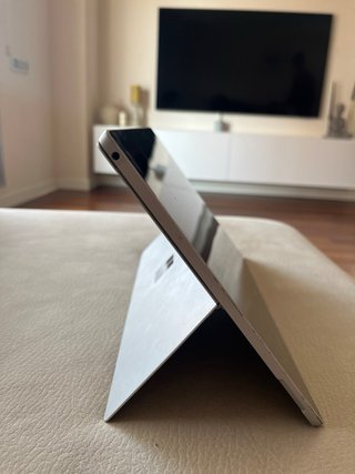 Microsoft Surface Pro 5 12 Core i5 SSD