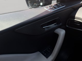 Jaguar F-Pace Jaguar F-Pace 3.0L TDV6 AWD Automático S