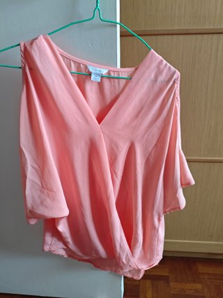 Blusa rosa elegante