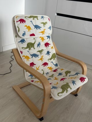 Sillón infantil con estampado de dinosaurios